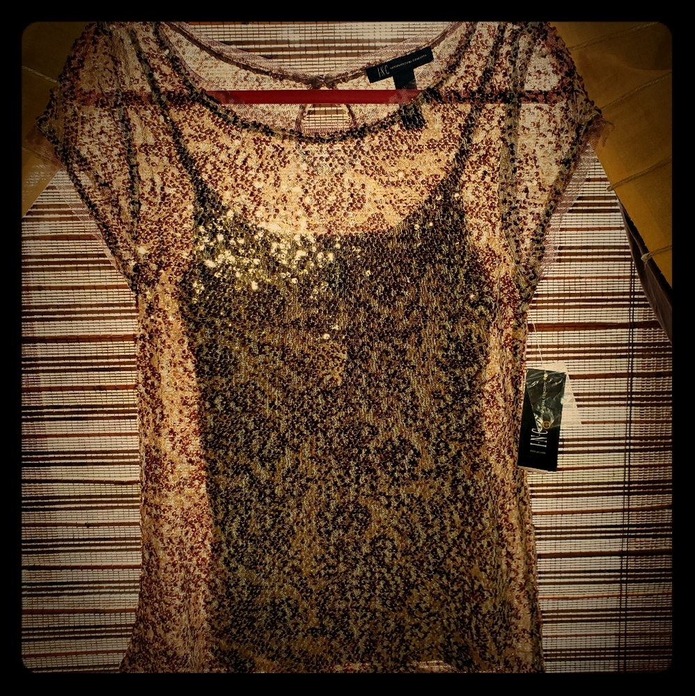 Short sleeve shirt